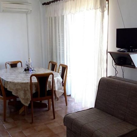 Apartment Zdenka Raša Eksteriør billede