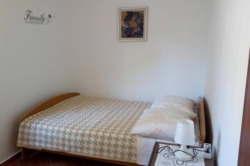 Apartment Zdenka Raša Eksteriør billede